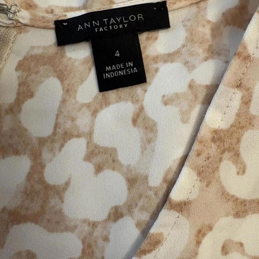 Cream and tan leopard print midi dress Size 4 - Picture 3 of 7